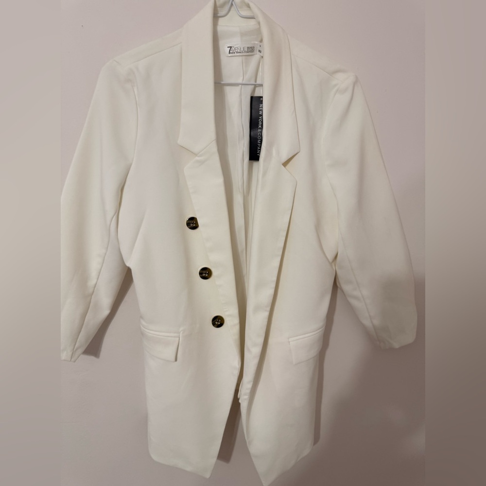 7th Avenue Women's Cream Blazer with Button Detail